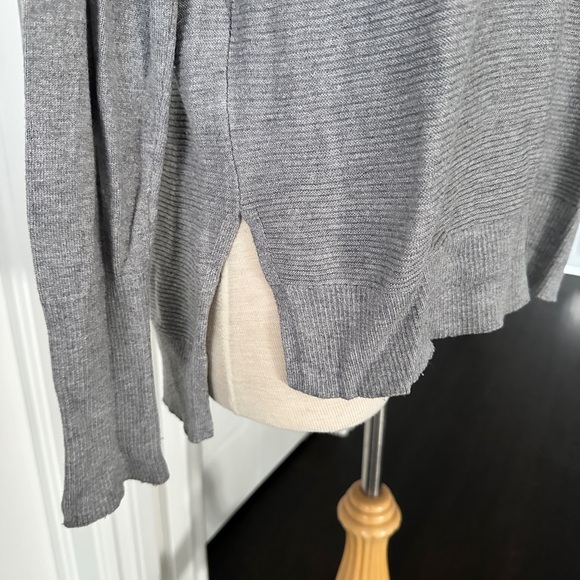 Calvin Klein Top - Picture 2 of 8